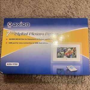 Axion 7" Digital Picture Frame